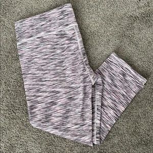 Fabletics Cropped Legging